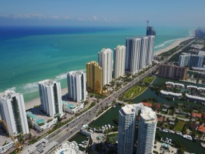 South Beach vs Downtown: Choosing Your Perfect Miami Stay