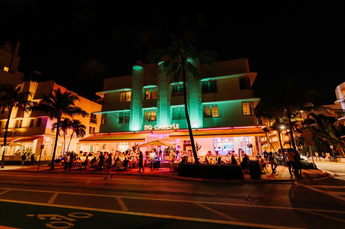 Edificios coloridos de South Beach, Miami